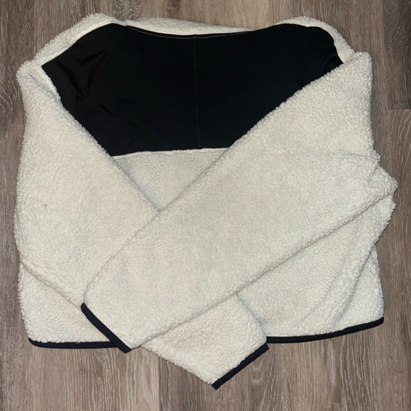 Nike crop fleece sweatshirt black and white M - Picture 5 of 5